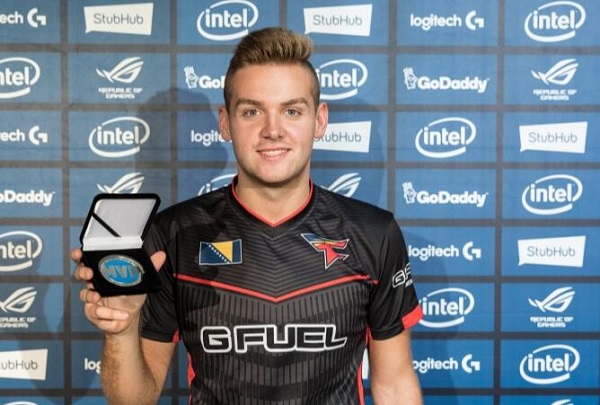 麻将打法为何不能死板（麻将策略为何需灵活应变）