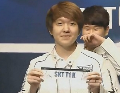 冰岛上空不再有“金色的雨”——浅析RNG不敌EDG折戟八强